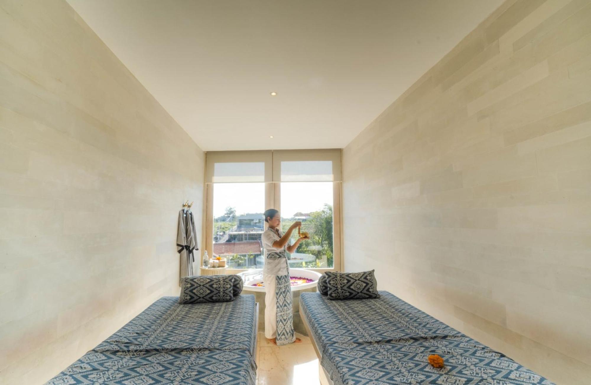 Astera Luxury Resort & Spa Canggu By Ini Vie Hospitality Екстериор снимка